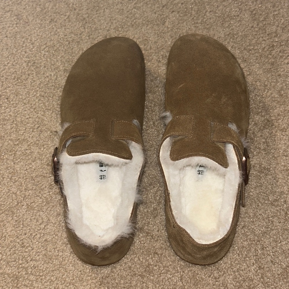 BRAND NEW Birkenstock women’s Clogs